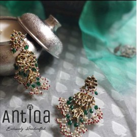 Emeralds Earrings