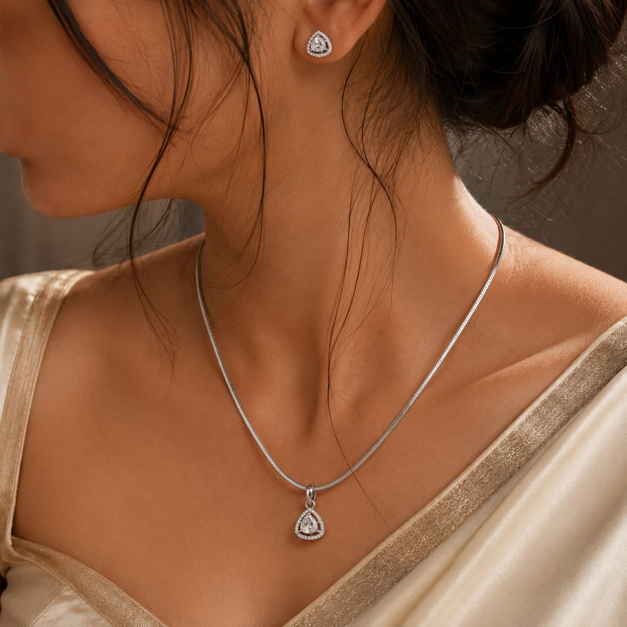 Polki & Diamond Pendant with Ear Top Set