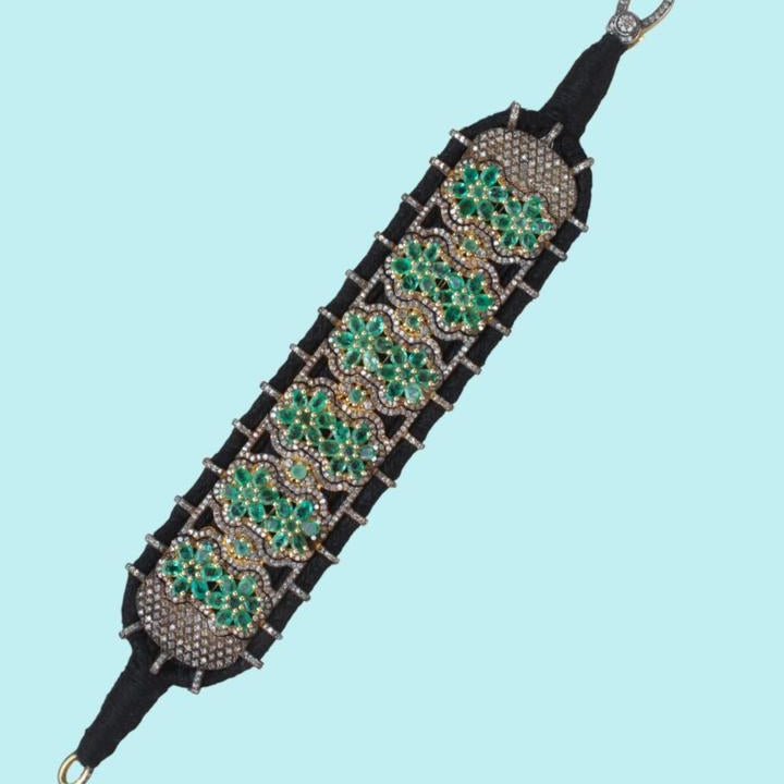 Handcrafted Jharokha-Style Sterling Silver Cuff with Zambian Emeralds & Melee Diamonds – Antique Fabric Base Design