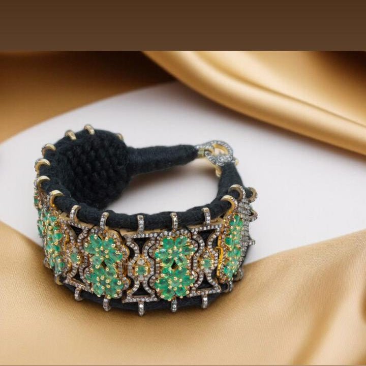 Handcrafted Jharokha-Style Sterling Silver Cuff with Zambian Emeralds & Melee Diamonds – Antique Fabric Base Design