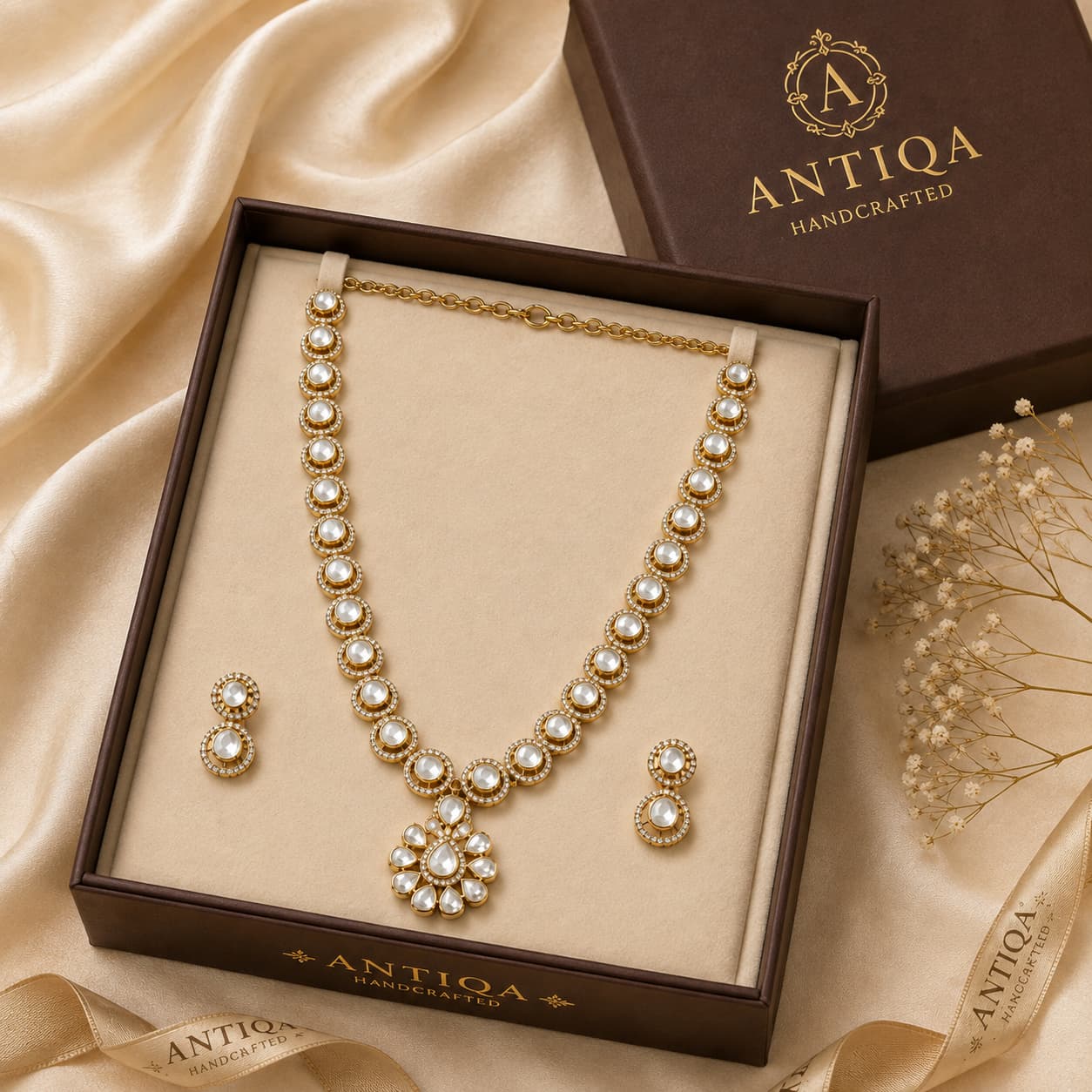 Vintage Polki Necklace and Earrings Set with Floral Motif