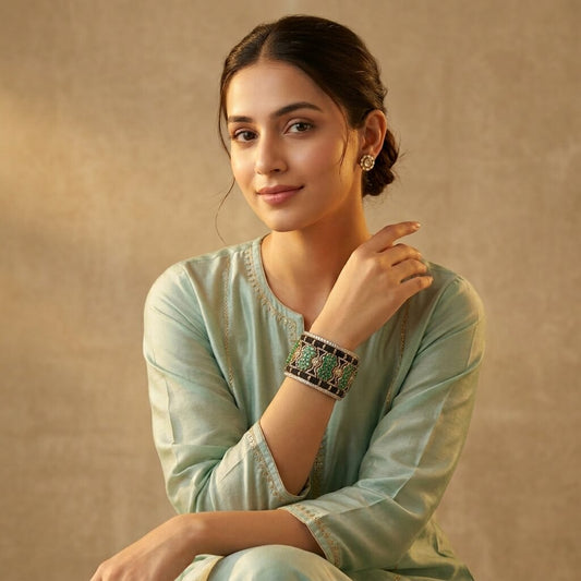 Handcrafted Jharokha-Style Sterling Silver Cuff with Zambian Emeralds & Melee Diamonds – Antique Fabric Base Design Antiqa Handcrafted